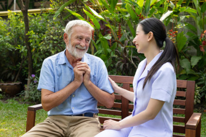 Contratar Cuidador de Pessoas Acamadas Bom Retiro - Cuidador de Deficiente Físico