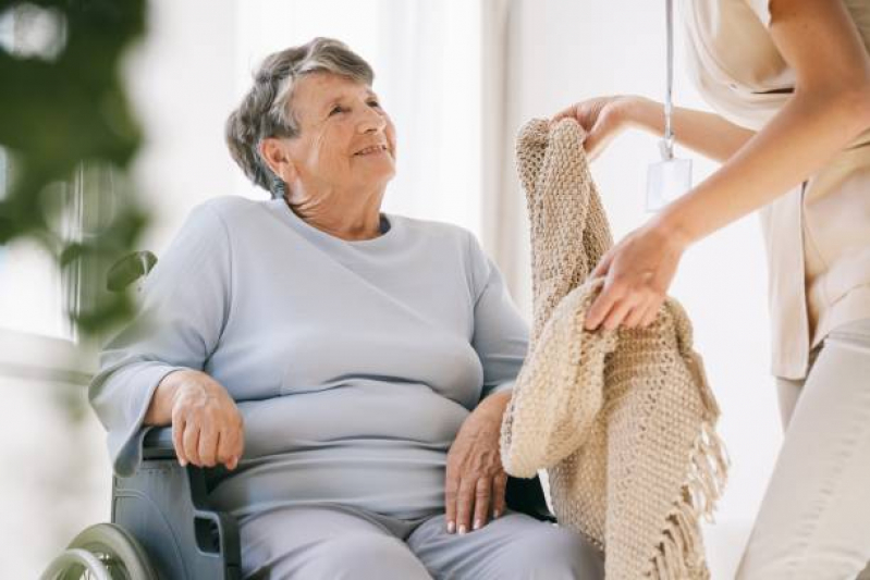 Cuidar de Idoso em Casa Serviço Bexiga - Cuidar de Idoso com Alzheimer