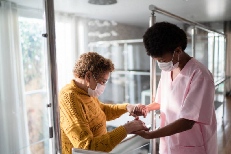 Serviço de Cuidador de Pessoas Idosas e Dependentes Bela Vista - Cuidadora de Pessoas com Alzheimer