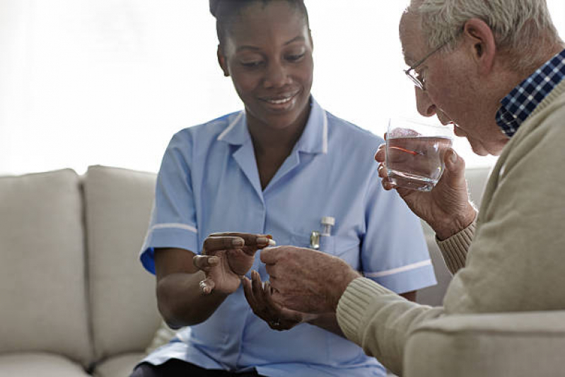 Técnico de Enfermagem Idosos Contratar Jaçanã - Técnico de Enfermagem Pacientes com Alzheimer