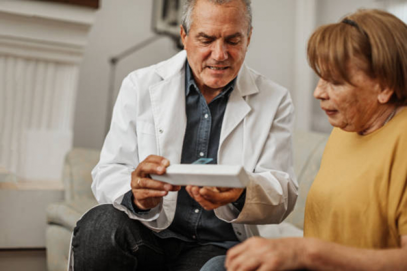 Técnico de Enfermagem Pacientes com Alzheimer Bexiga - Técnico de Enfermagem Cuidador de Idosos