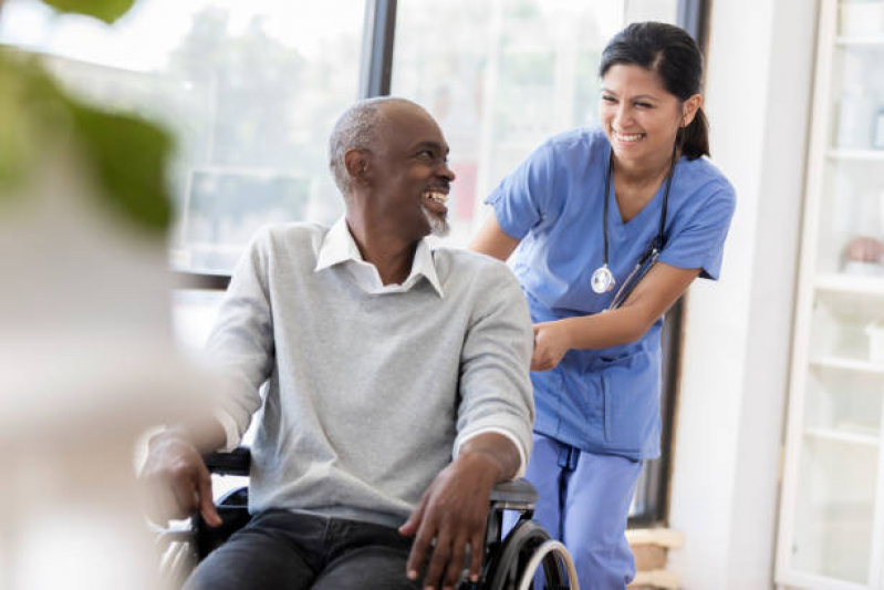 Técnico de Enfermagem para Idosos Santa Efigên - Técnico de Enfermagem Pacientes com Alzheimer